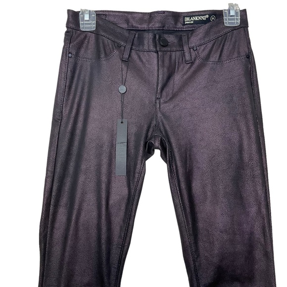 BLANKNYC sz 25 Spray On Super Skinny Jeans Coated Blackish Pink - Picture 2 of 12